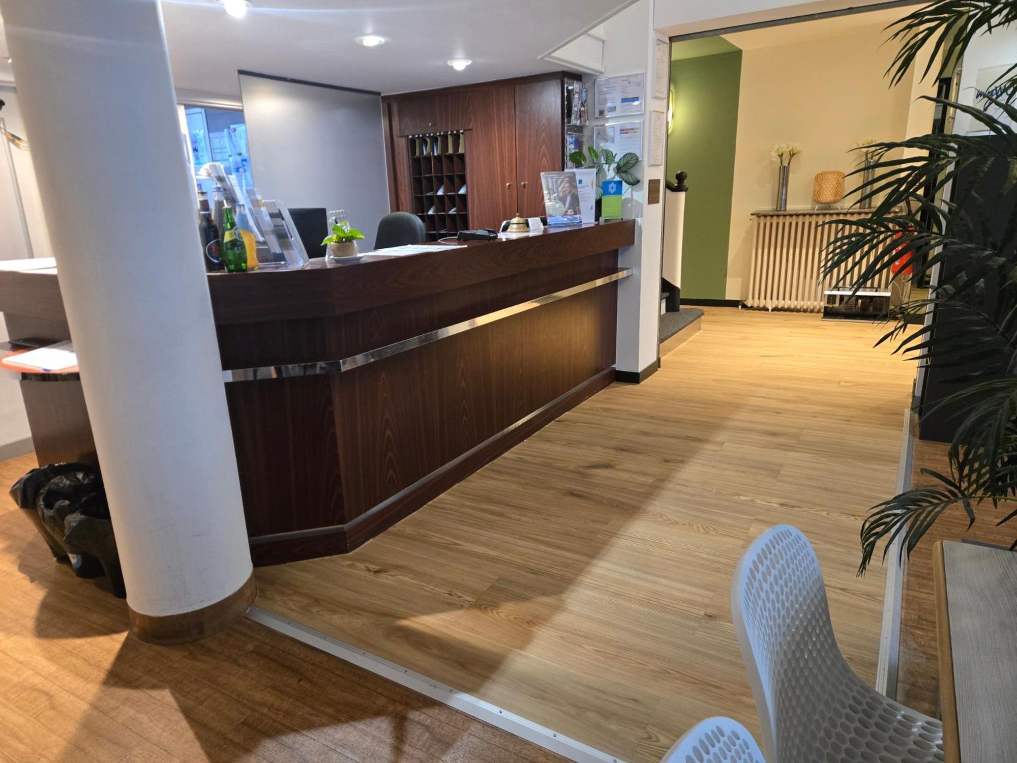 Comfort Hotel Astoria Lorient Exterior foto